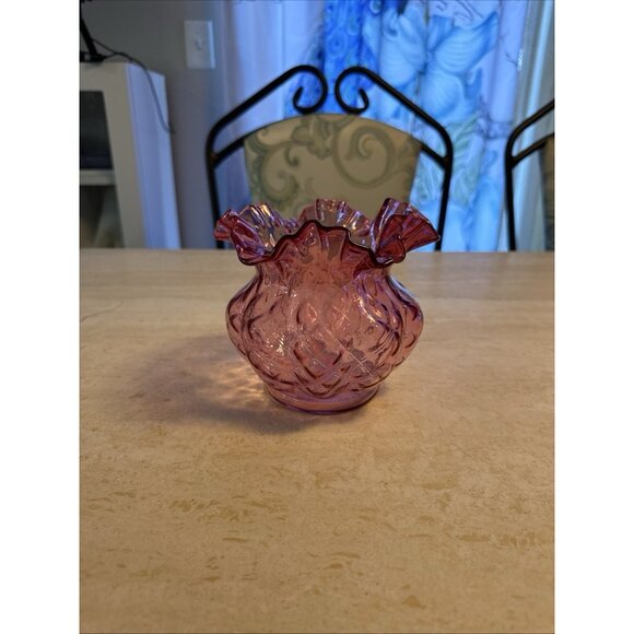Vintage Fenton Cranberry Diamond Optic Ruffled Melon Rose Bowl Vase - Picture 8 of 8